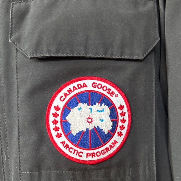 Canada Goose Citadel Parka - Ultimate winter  Confort & Style - Picture 2 of 6